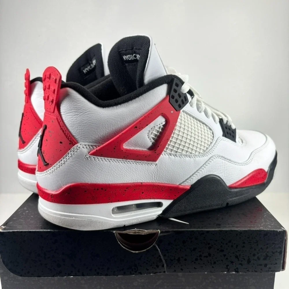 Nike Air Jordan 4 Retro 